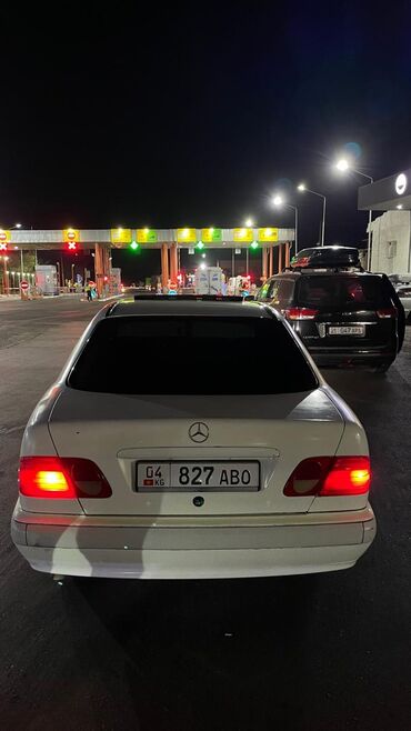 продаю авто мерс: Mercedes-Benz E-Class: 1997 г., 2 л, Механика, Бензин, Седан