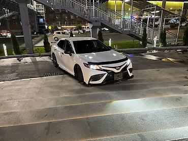 ls lexus: Toyota Camry: 2020 г., 2.5 л, Автомат, Бензин, Седан — 2