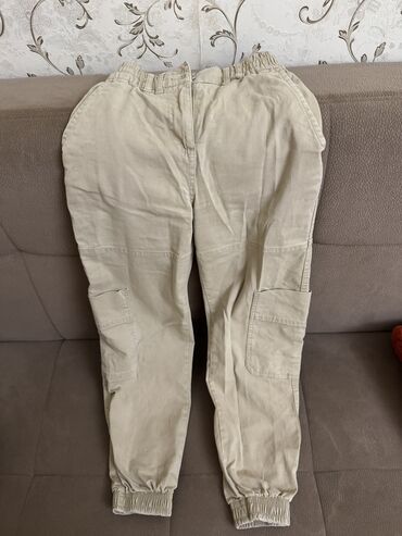 trapez şalvarlar: Şalvar, Bershka, 2XS (EU 32), rəng - Bej