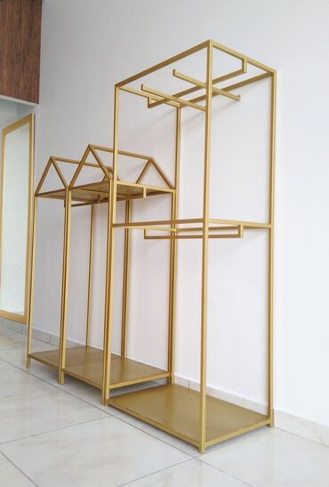 Кронштейны, стойки: Кронштейн для одежды Вешалка для одежды Оборудования для бутика — 6