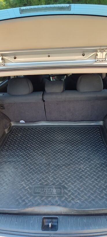 Subaru: Subaru Legacy: 2004 г., 2 л, Автомат, Бензин, Универсал — 5