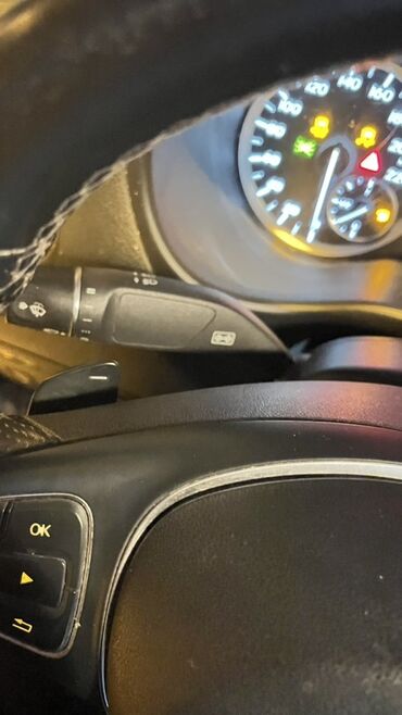 Yük maşınları: Ağ rəngli yük/furqon tipli mikroavtovan Xüsusiyyətlər: - Geniş yan — 6