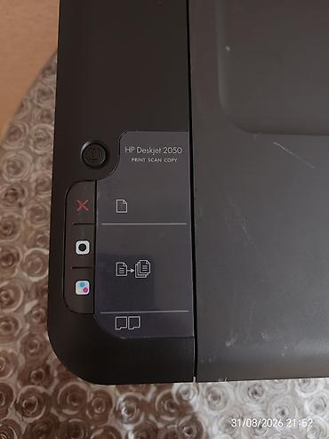 qara pp: HP Deskjet 2050 printer, işlək vəziyyətdədir, ağ qara və rəngli — 5