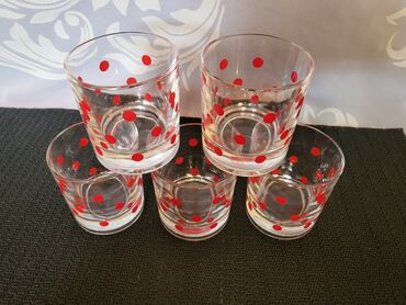 Čaše: Case za grejanu,itd puno staklo 70te. Case bez ostecenja,sve na njima na lalafo.rs — 5 Čaše: Case za grejanu,itd puno staklo 70te. Case bez ostecenja,sve na njima — 5