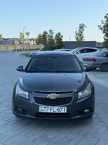 cruze teker: Chevrolet Cruze: 1.4 l | 2012 il 289000 km Sedan — 3