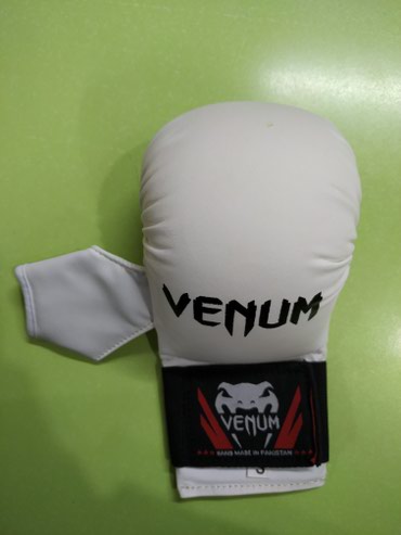 купить перчатки для футбола: Перчатки для КАРАТЭ! VENUM Перчатки для каратэ изготовлены из
