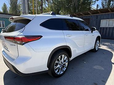 меняю на тягач: Toyota Highlander: 2020 г., 2.5 л, Автомат, Гибрид, Кроссовер — 4