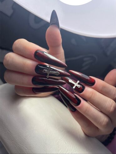 Маникюр, педикюр: Выравнивание, Дизайн, Наращивание ногтей, Маникюр, Педикюр, С выездом на дом — 5