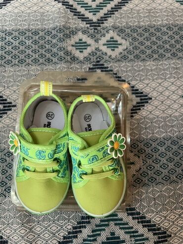 Детская обувь: Набор детской обуви (несколько пар): 1) Летние кеды, р-р 20, цена 500 — 1