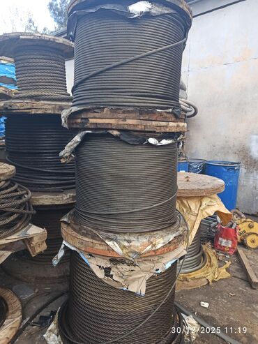 Troslar, rıçaqlar: Polad tros (wire rope) – böyük bobinlərdə Təyinat: 3 azn - dən — 6