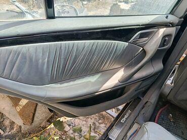 дом на калесах: Дверная карта Mercedes-Benz 2002 г., Б/у, Оригинал, Германия
