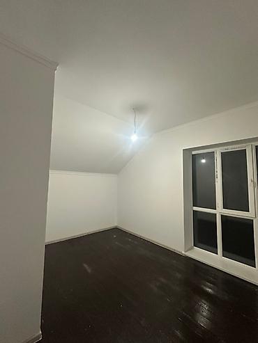 Продажа коттеджей и домов: Продается двухэтажный кирпичный дом. Дом построен из качественного at lalafo.kg — 13 Продажа коттеджей и домов: Продается двухэтажный кирпичный дом. Дом построен из качественного — 13