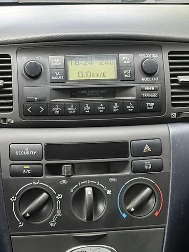 corola: Toyota Corolla: 2002 г., 1.6 л, Механика, Бензин, Хэтчбэк — 10