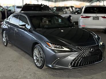 Lexus: Lexus ES: 2023 г., 2.5 л, Гибрид — 2