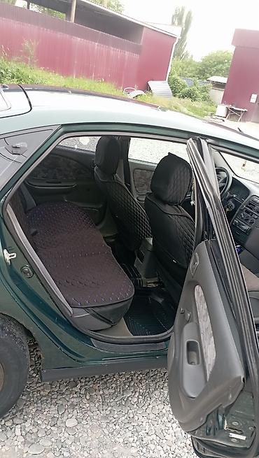 Транспорт: Toyota Avensis: 1997 г., 1.8 л, Механика, Газ, Лифтбек — 6