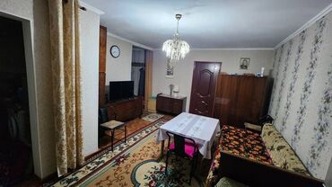 продается 3 комнатная квартира политех: 2 бөлмө, 48 кв. м, Хрущевка, 1 кабат, Косметикалык ремонт