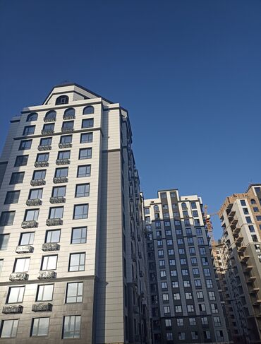 квартира с дизайнерским ремонтом жк: 2 бөлмө, 85 кв. м, Элитка, 11 кабат, ПСО (өзү оңдоп түзөтүп бүтүү үчүн)