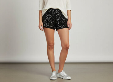 krótkie długie spodenki: Shorts for women, size L