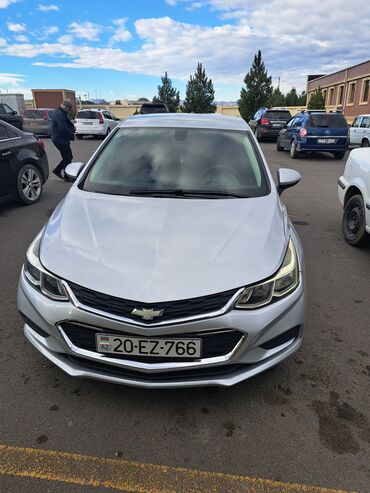 Avtomobil satışı: Chevrolet Cruze: 1.5 l | 2018 il 245000 km Universal