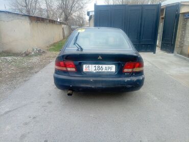 Mitsubishi: Mitsubishi Galant: 1994 г., 2 л, Механика, Бензиновая, Хэтчбэк — 5