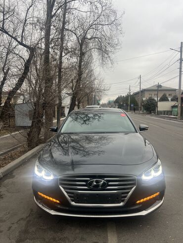 свежее пригнан: Hyundai Grandeur: 2018 г., 2.2 л, Автомат, Дизель, Седан