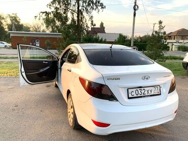 самая дорогая машина в кыргызстане: Hyundai Solaris: 2013 г., 1.6 л, Механика, Бензин, Седан