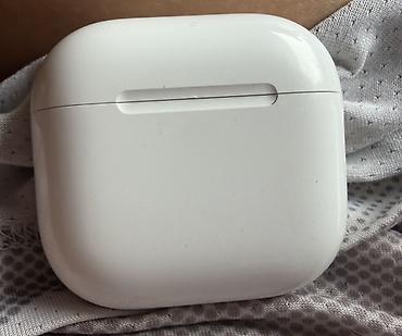 форма хлеба: Беспроводные наушники-вкладыши, Apple, AirPods 4, Б/у — 2