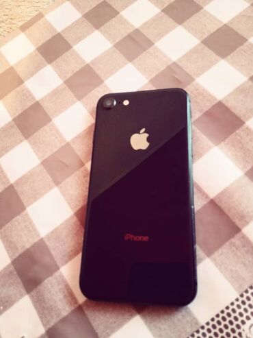 Apple iPhone: IPhone 8, Б/у, 256 ГБ, Зарядное устройство, Защитное стекло, Чехол, 100 %