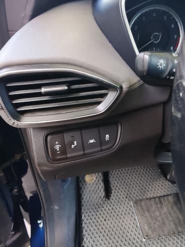 plug in: Hyundai Santa Fe: 2018 г., 2.4 л, Автомат, Бензин, Кроссовер — 7