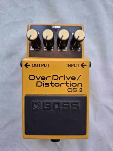 Принадлежности для музыкальных инструментов: Gitara ucun BOSS Octave OC-2 ve pedalı BOSS OS 2 fuzz pedali