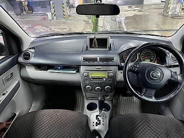 Mazda: Mazda Verisa: 2004 г., 1.5 л, Автомат, Бензин, Хэтчбэк — 8