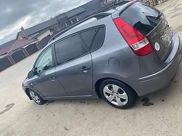 Hyundai: Hyundai i30: 1.4 l | 2011 il Universal — 3