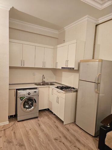 Otaqların satışı: 1 otaqlı mənzil – sanitar qovşağı və balkonlu - Hamam/tualet: duşa — 7