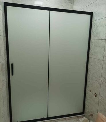 Duş kabinaları, arakəsmələr: Yeni Arakəsmə, Künc üçün, Ünvandan götürmə, Pulsuz çatdırılma — 25