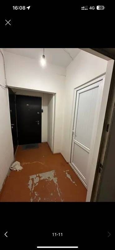 квартира керек ош базар жактан: 2 комнаты, 34 м², 105 серия, 6 этаж, Евроремонт