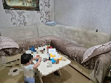 yatag dəsti: Mebel dəsti – qonaq otağı üçün - Künc divan: açıq bej rəng, yumşaq — 2