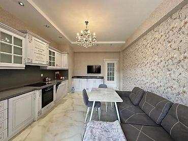 otag: İcarəyə verilir 2 otaqlı yeni tikili 95 m², Ağ şəhər q. Kateqoriya — 9
