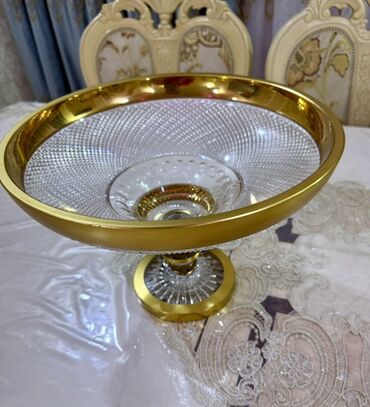 yuxuda gul qabi gormek: Qızılı haşiyəli şüşə meyvə/qəlyanaltı vazası - Material: qalın