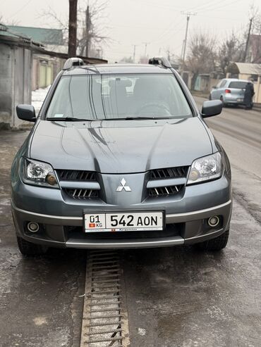 Mitsubishi: Mitsubishi Outlander: 2006 г., 2.4 л, Механика, Бензин