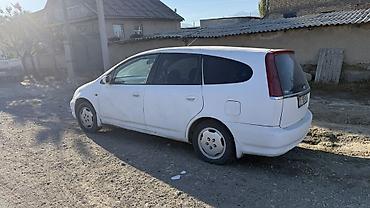 step 2: Honda Stream: 2001 г., 1.7 л, Автомат, Бензин, Минивэн — 1