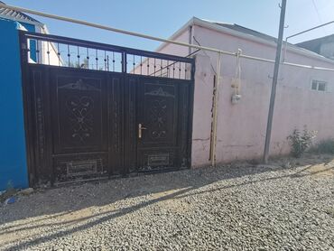 bineqedide kirayə evler: 100 м², 3 комнаты, Комби, Газ, Электричество