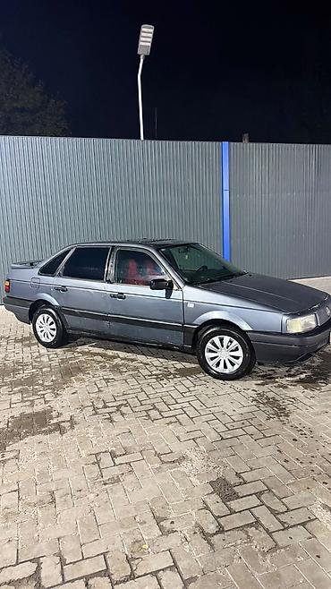 outback xt: Volkswagen Passat: 1990 г., 1.8 л, Механика, Бензин, Седан — 4