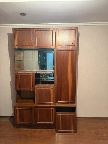 standing mirror: Стенка-шкаф, Тип стенки-шкафа: Модульная, Для зала, Б/у, Особенности: С отделением под телевизор — 2