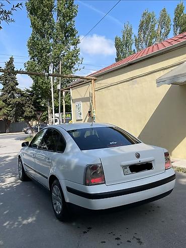 kond: Volkswagen sedan salonu – bej və qara rəng kombinasiyalı, parça — 10