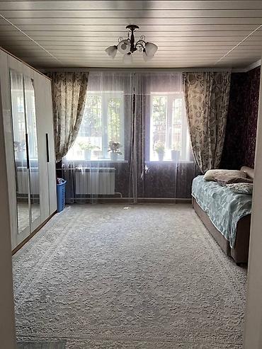 Продажа коттеджей и домов: 🏡 Продаётся уютный и комфортный дом 📍 Локация: ж/м Кок-Жар, ул — 1