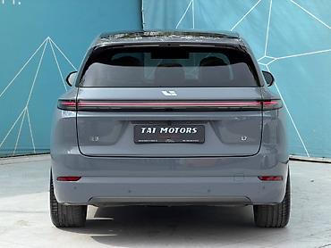 Lixiang: Lixiang L7: 2025 г., 1.5 л, Автомат, Гибрид, Кроссовер — 6