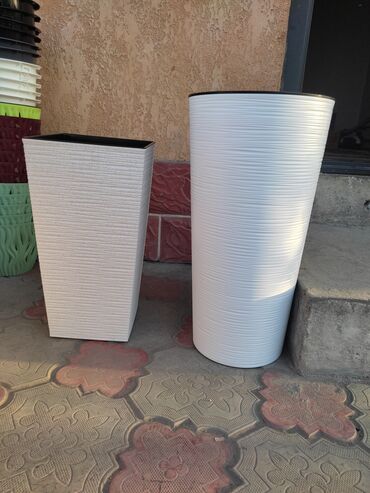 продажа новогодних елок: Горшки для растений