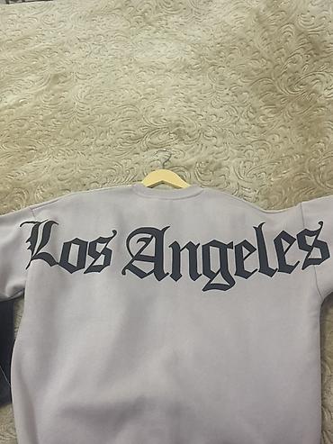 Los Angeles temalı unisex svitşot - Rəng: açıq boz - Üzərində çaplar lalafo.az -da Los Angeles temalı unisex svitşot - Rəng: açıq boz - Üzərində çaplar