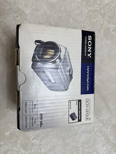 Фото и видеокамеры: Sony Handycam DCR-SX65E videokamera Xüsusiyyətlər: - 50x optik, 60x — 5