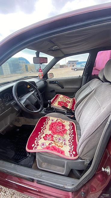 2 9 тди: Volkswagen Passat: 1991 г., 1.8 л, Кол менен иштөөчү, Бензин, Седан — 8